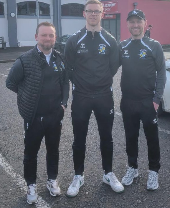 David Brady with management Alan McMullan & Matthew Crooks